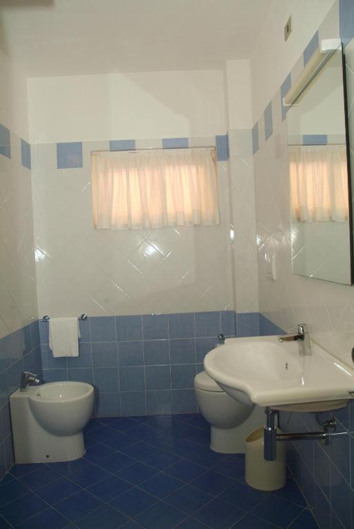 C.A.V. Residenza Prisco Aparthotel Марина ди Гросето Стая снимка