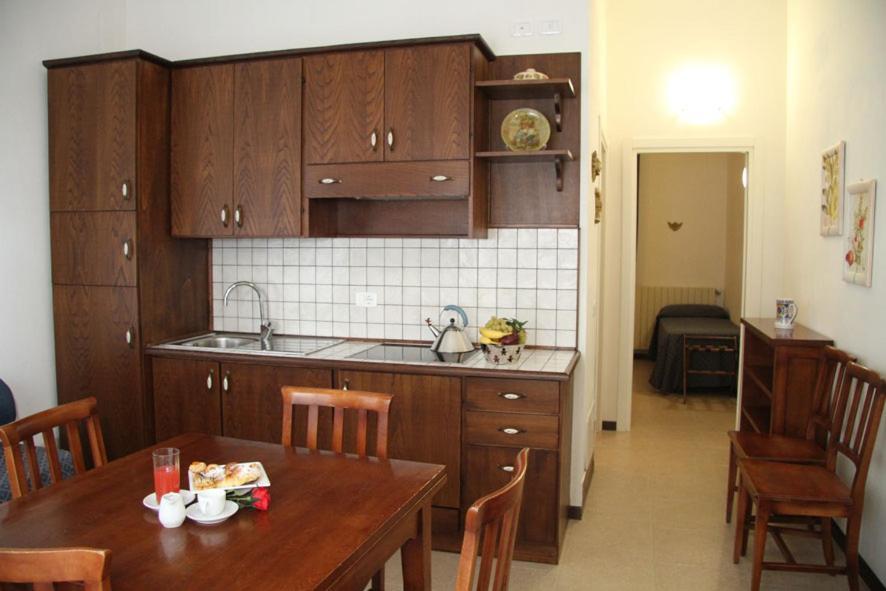 C.A.V. Residenza Prisco Aparthotel Марина ди Гросето Екстериор снимка